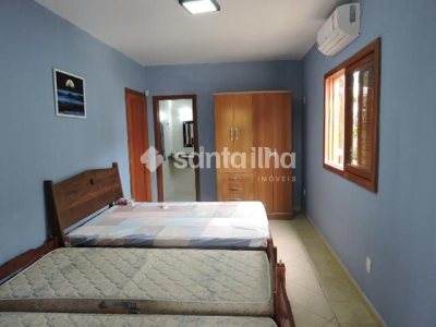 Casa à venda com 200m², 4 quartos, 2 suítes, 1 vaga no bairro Campeche em Florianópolis - Foto 53