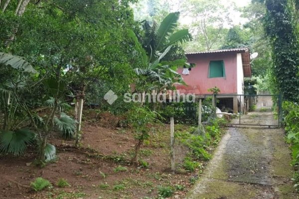 Terreno à venda com 360m² no bairro Lagoa da Conceição em Florianópolis