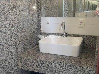Casa para alugar com 220m², 4 quartos, 2 vagas no bairro Lagoa da Conceição em Florianópolis - Foto 6