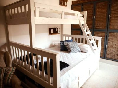 Casa para alugar com 220m², 4 quartos, 2 vagas no bairro Lagoa da Conceição em Florianópolis - Foto 4