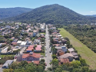 Casa à venda com 100m², 3 quartos, 1 suíte, 2 vagas no bairro Rio Tavares em Florianópolis - Foto 41