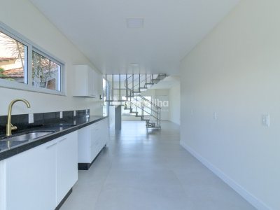 Casa à venda com 100m², 3 quartos, 1 suíte, 2 vagas no bairro Rio Tavares em Florianópolis - Foto 20