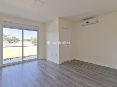 Casa à venda com 100m², 3 quartos, 1 suíte, 2 vagas no bairro Rio Tavares em Florianópolis - Foto 8