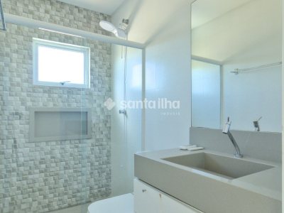 Casa à venda com 100m², 3 quartos, 1 suíte, 2 vagas no bairro Rio Tavares em Florianópolis - Foto 15