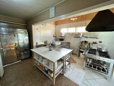 Casa à venda com 700m², 4 quartos, 4 suítes, 2 vagas no bairro Lagoa da Conceição em Florianópolis - Foto 7