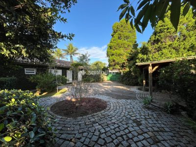 Casa à venda com 700m², 4 quartos, 4 suítes, 2 vagas no bairro Lagoa da Conceição em Florianópolis - Foto 2