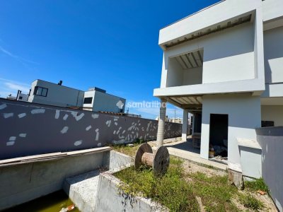 Casa à venda com 174m², 3 quartos, 3 suítes, 1 vaga no bairro Campeche em Florianópolis - Foto 14
