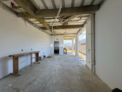 Casa à venda com 174m², 3 quartos, 3 suítes, 1 vaga no bairro Campeche em Florianópolis - Foto 10