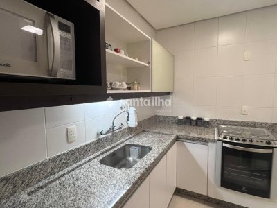 Apartamento à venda com 89m², 2 quartos, 1 suíte, 1 vaga no bairro Carvoeira em Florianópolis - Foto 15