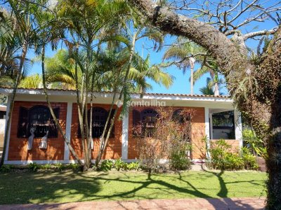 Casa à venda com 202m², 5 quartos, 1 suíte, 3 vagas no bairro Lagoa da Conceição em Florianópolis - Foto 9