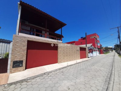 Casa à venda com 120m², 5 quartos, 1 suíte, 2 vagas no bairro Tapera em Florianópolis - Foto 3