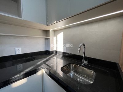 Apartamento para alugar com 68m², 2 quartos, 1 suíte, 1 vaga no bairro Agronômica em Florianópolis - Foto 8