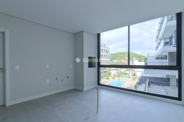 Apartamento à venda com 71m², 2 quartos, 1 suíte, 1 vaga no bairro Jurerê em Florianópolis
