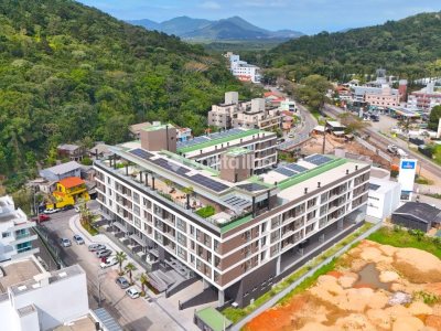 Apartamento à venda com 71m², 2 quartos, 1 suíte, 1 vaga no bairro Jurerê em Florianópolis - Foto 23