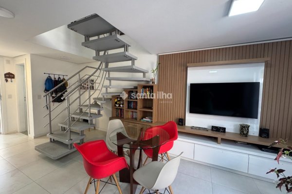 Casa à venda com 78m², 2 quartos, 2 suítes, 1 vaga no bairro Morro das Pedras em Florianópolis