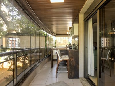 Apartamento à venda com 180m², 3 quartos, 3 suítes, 2 vagas no bairro Agronômica em Florianópolis - Foto 8