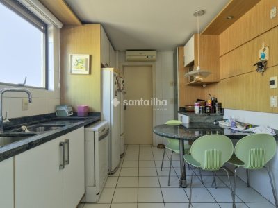 Apartamento à venda com 180m², 3 quartos, 3 suítes, 2 vagas no bairro Agronômica em Florianópolis - Foto 20