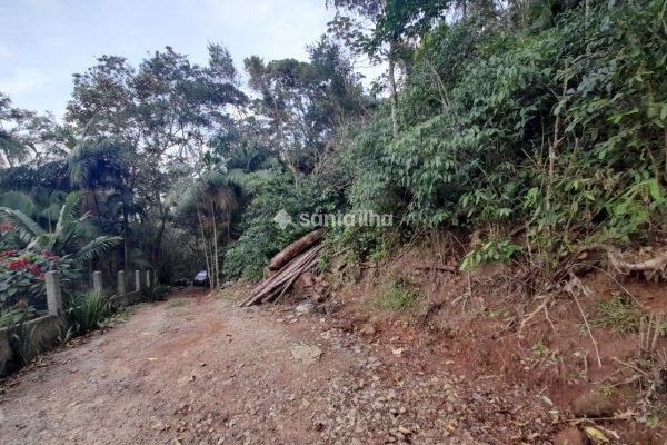 Terreno à venda com 720m² no bairro Pântano do Sul em Florianópolis