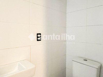 Casa à venda com 178m², 4 quartos, 4 suítes, 4 vagas no bairro Centro em Florianópolis - Foto 21