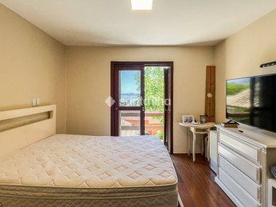 Casa à venda com 178m², 4 quartos, 4 suítes, 4 vagas no bairro Centro em Florianópolis - Foto 24