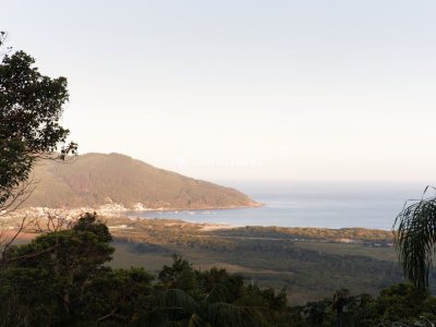 Casa à venda com 500m², 4 quartos, 1 suíte, 4 vagas no bairro Pântano do Sul em Florianópolis - Foto 11