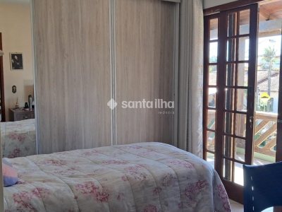 Casa à venda com 195m², 3 quartos, 1 suíte, 3 vagas no bairro Morro das Pedras em Florianópolis - Foto 16