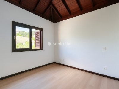 Casa em Condomínio à venda com 311m², 4 quartos, 4 suítes, 2 vagas no bairro Rio Tavares em Florianópolis - Foto 22