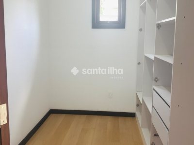 Casa em Condomínio à venda com 311m², 4 quartos, 4 suítes, 2 vagas no bairro Rio Tavares em Florianópolis - Foto 27