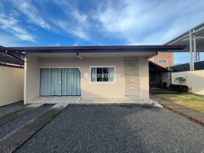 Casa à venda com 226m², 7 quartos, 7 vagas no bairro Campeche Central em Florianópolis - Foto 8