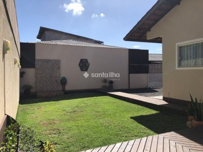 Casa à venda com 226m², 7 quartos, 7 vagas no bairro Campeche Central em Florianópolis - Foto 13