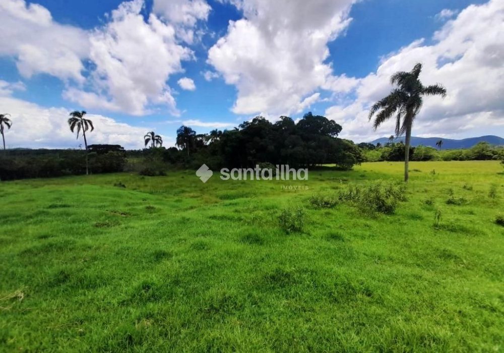 Terreno à venda com 55.409m² no bairro Campeche em Florianópolis - Foto 1