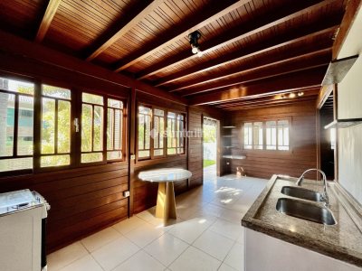 Casa para alugar com 100m², 3 quartos, 1 suíte, 1 vaga no bairro Campeche em Florianópolis - Foto 5