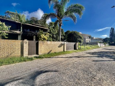 Casa para alugar com 100m², 3 quartos, 1 suíte, 1 vaga no bairro Campeche em Florianópolis - Foto 31