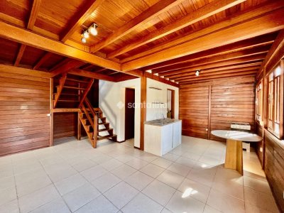 Casa para alugar com 100m², 3 quartos, 1 suíte, 1 vaga no bairro Campeche em Florianópolis - Foto 2