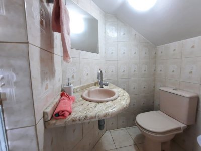 Casa à venda com 250m², 3 quartos, 3 suítes, 2 vagas no bairro Carianos em Florianópolis - Foto 15