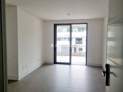 Apartamento à venda com 110m², 2 quartos, 2 suítes, 2 vagas no bairro Córrego Grande em Florianópolis - Foto 2