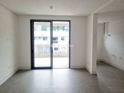 Apartamento à venda com 110m², 2 quartos, 2 suítes, 2 vagas no bairro Córrego Grande em Florianópolis - Foto 3