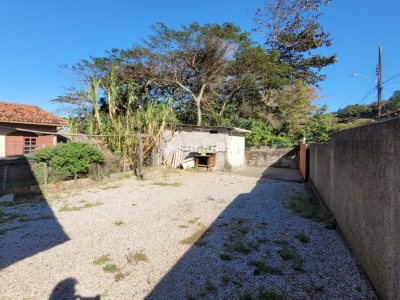 Casa à venda com 97m², 3 quartos, 1 suíte, 4 vagas no bairro Tapera em Florianópolis - Foto 3
