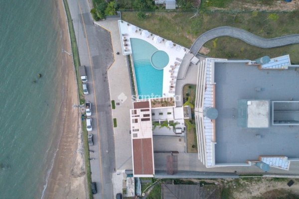 Apartamento à venda com 164m², 3 quartos, 3 suítes, 2 vagas no bairro Cacupé em Florianópolis
