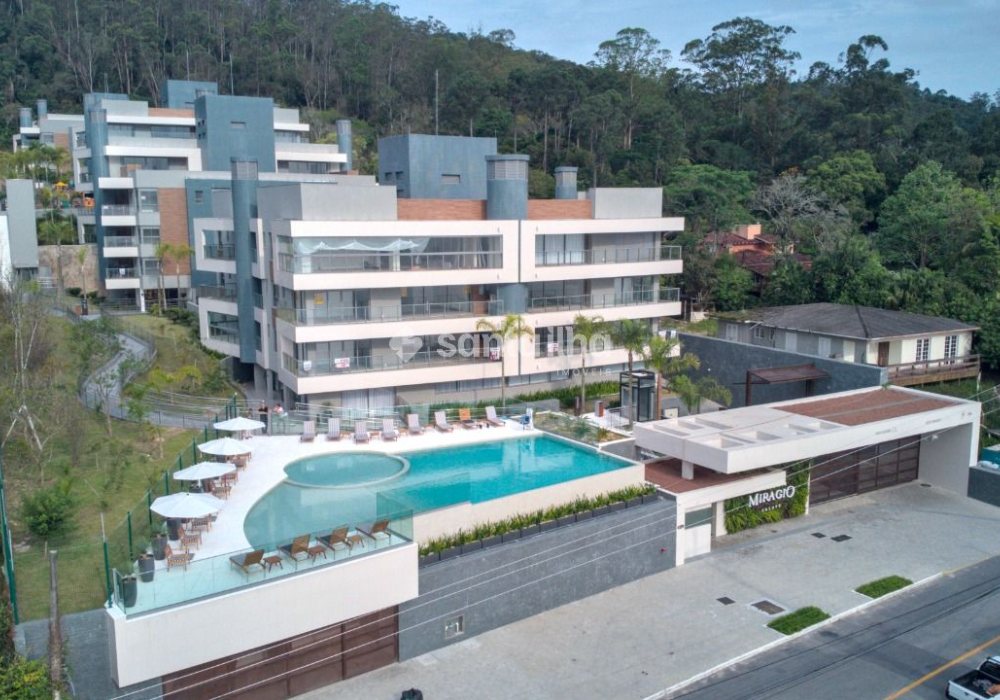 Apartamento à venda com 164m², 3 quartos, 3 suítes, 2 vagas no bairro Cacupé em Florianópolis - Foto 1