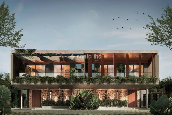 Casa à venda com 257m², 3 quartos, 3 suítes, 1 vaga no bairro Lagoa da Conceição em Florianópolis