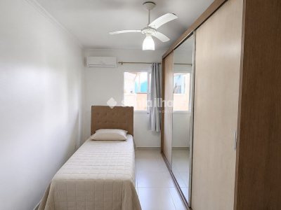 Casa à venda com 214m², 3 quartos, 1 suíte, 5 vagas no bairro Campeche em Florianópolis - Foto 9