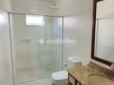 Casa à venda com 214m², 3 quartos, 1 suíte, 5 vagas no bairro Campeche em Florianópolis - Foto 8