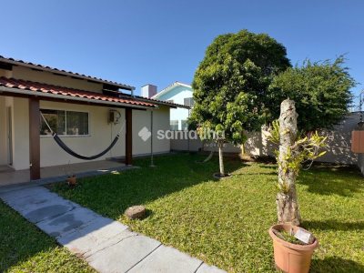 Casa à venda com 214m², 3 quartos, 1 suíte, 5 vagas no bairro Campeche em Florianópolis - Foto 2