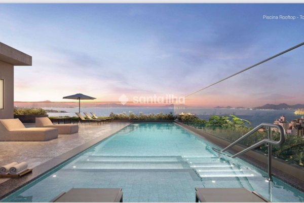 Apartamento à venda com 175m², 3 quartos, 3 suítes, 2 vagas no bairro Centro em Florianópolis