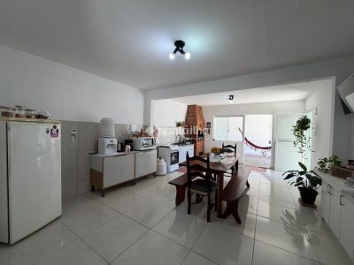 Casa à venda com 116m², 2 quartos, 4 vagas no bairro Campeche em Florianopolis - Foto 8