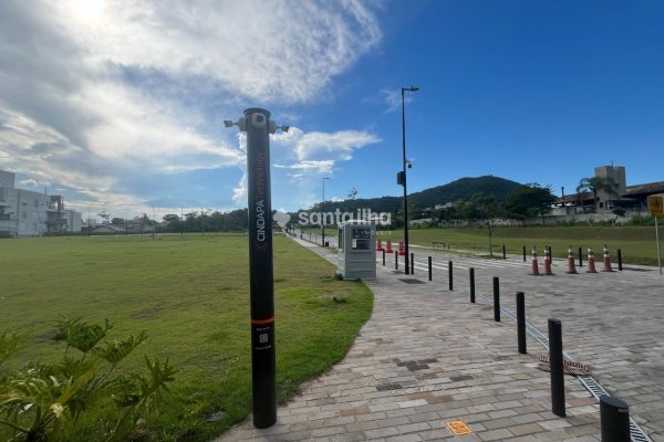 Terreno à venda com 362m² no bairro Campeche em Florianopolis