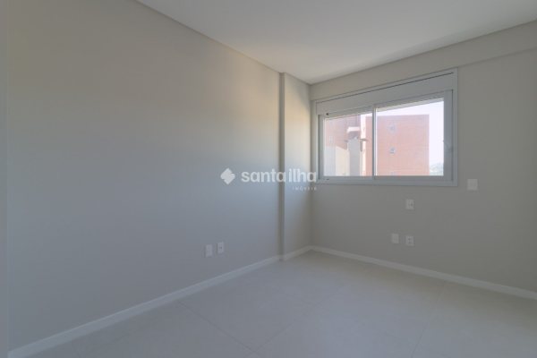 Cobertura à venda com 107m², 3 quartos, 2 suítes, 2 vagas no bairro Trindade em Florianópolis