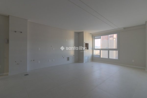 Cobertura à venda com 107m², 3 quartos, 2 suítes, 2 vagas no bairro Trindade em Florianópolis
