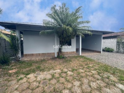 Casa à venda com 76m², 2 quartos, 3 vagas no bairro Rio Tavares em Florianópolis - Foto 2